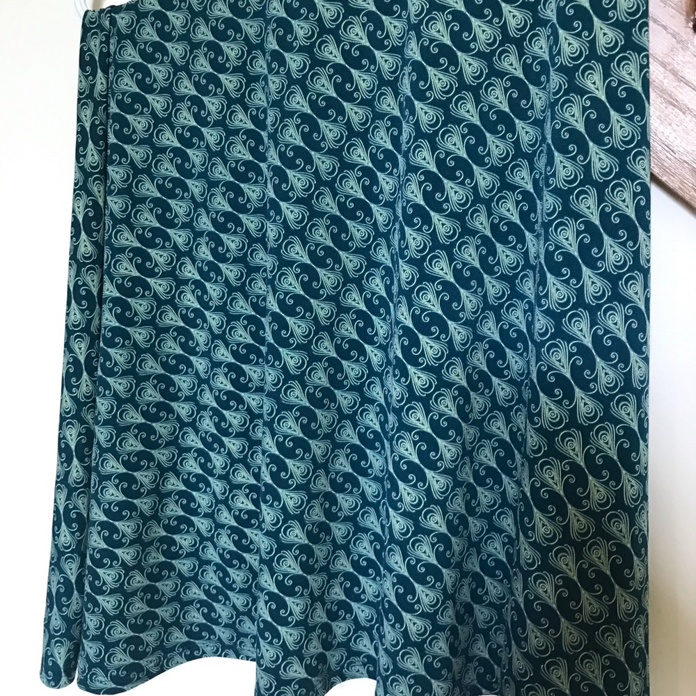 Knee length skirt